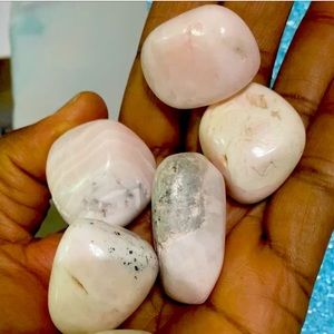 Pink Opal (Tumbled)